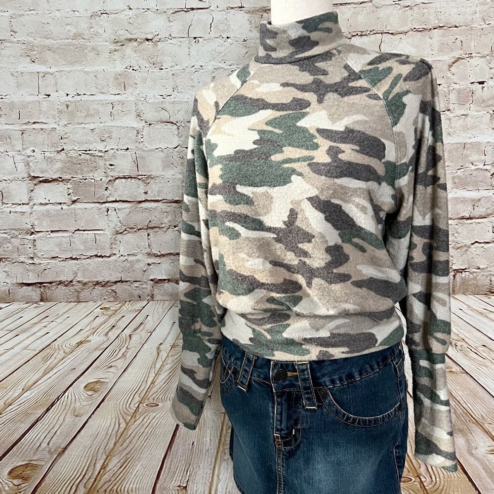 Maeve Anthropologie camouflage pullover top